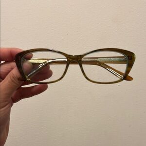 Stylish Brown Cat-Eye Glasses